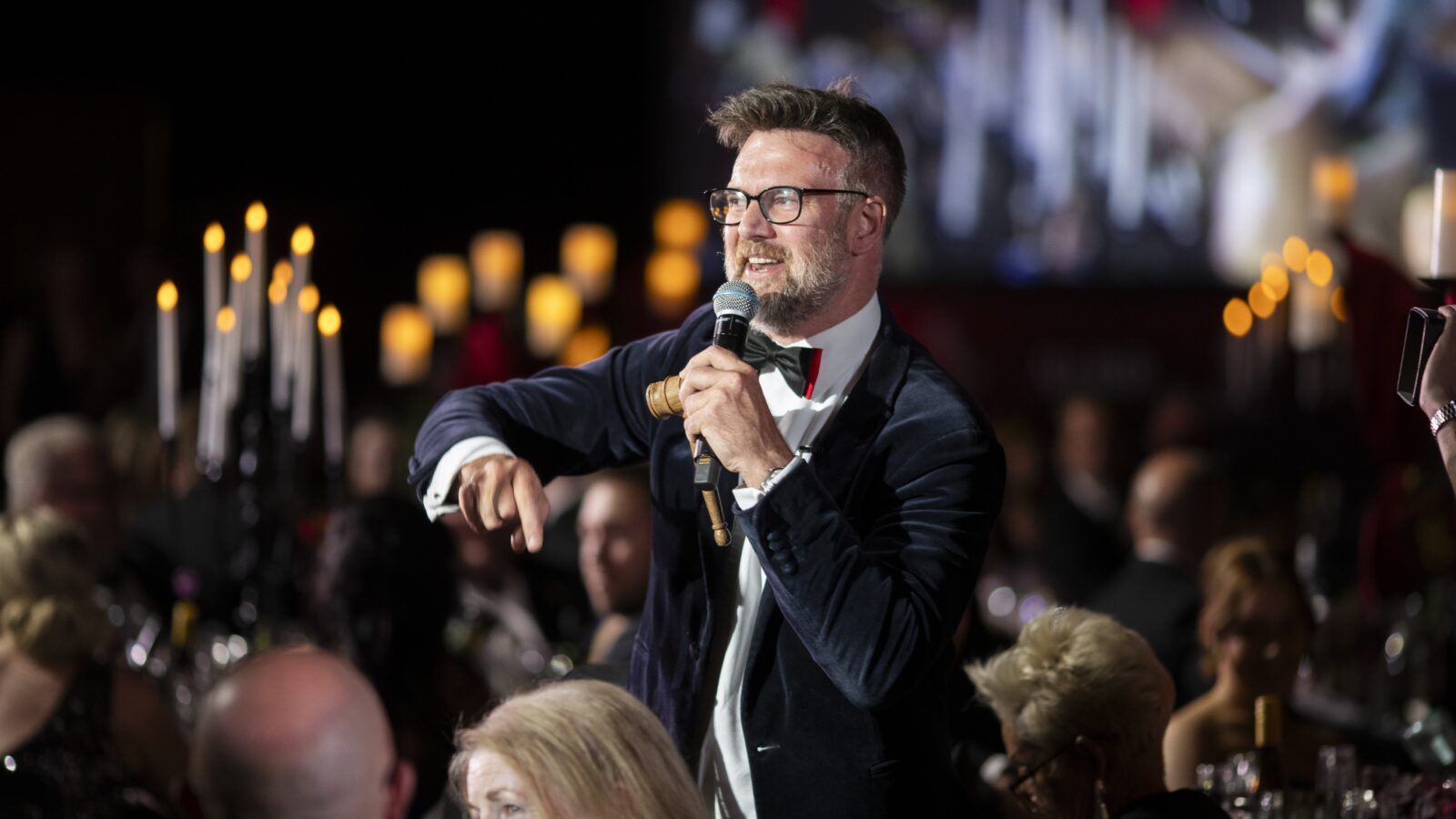 TV auction expert to host valuation event