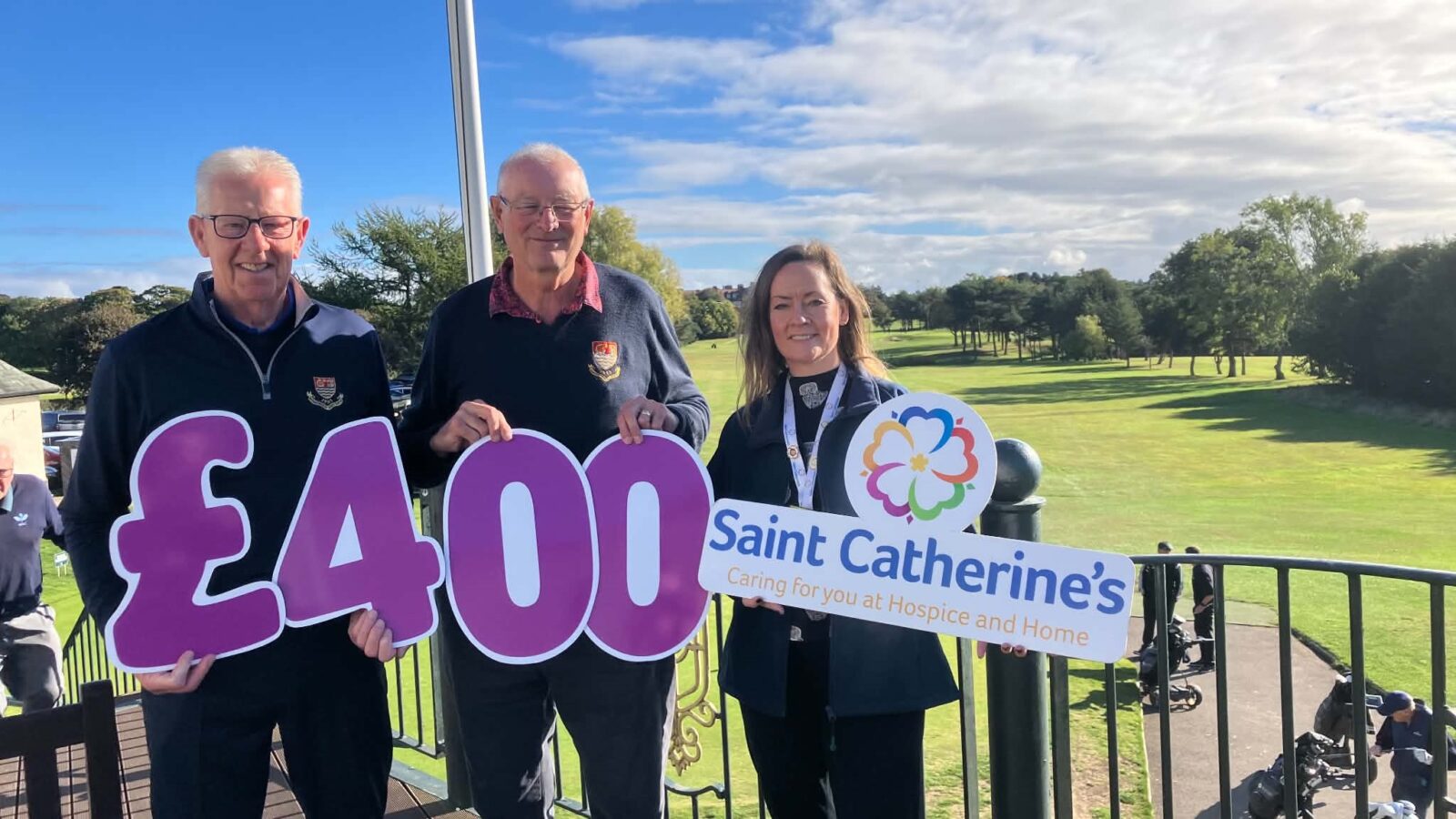 Seniors golf day raises £400 for patient care at Saint Catherine’s